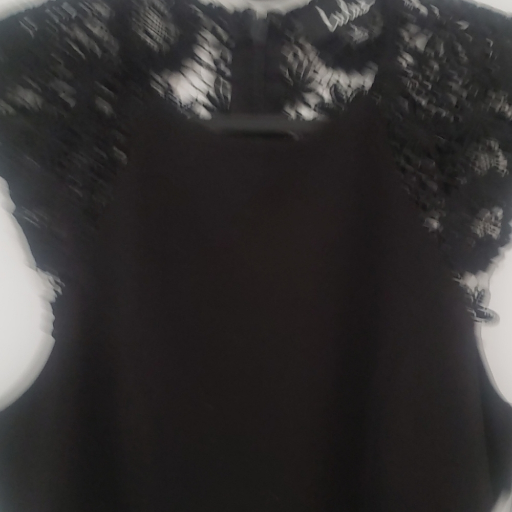 LULUS DRESS - Picture 2 of 4